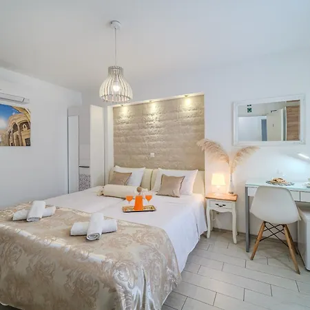 Rooms In The Center Of Split