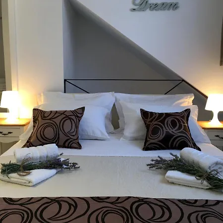 House In City Centre - 3 Bedrooms And 3 Bathrooms Ferienhaus Split