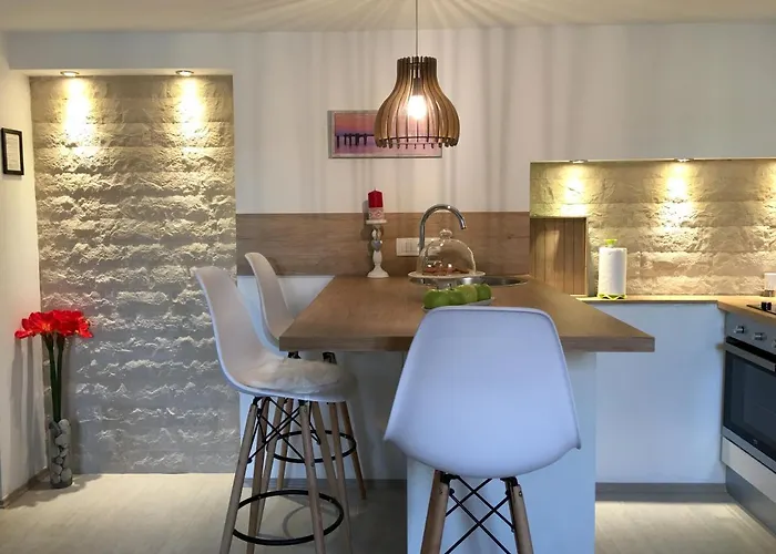 Ferienhaus House In City Centre - 3 Bedrooms And 3 Bathrooms *