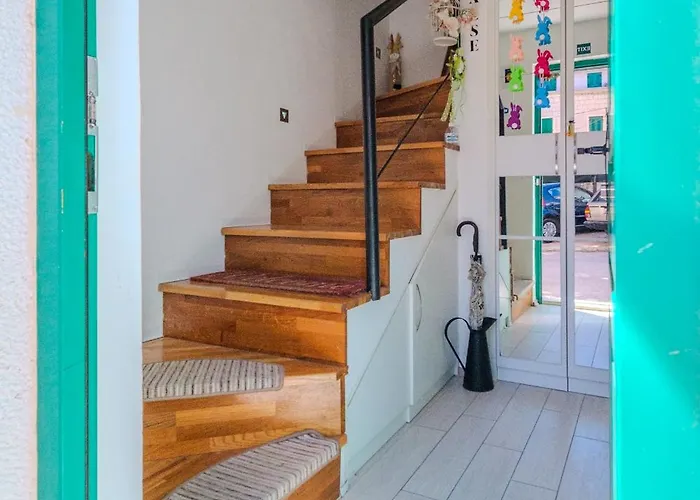 House In City Centre - 3 Bedrooms And 3 Bathrooms Holiday home *